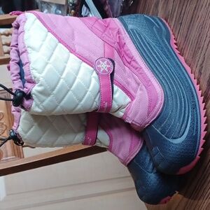 Columbia Boots Women's sz 7.5 Pink white Pull On Winter Insulated (girls sz 6)